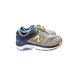 New Balance 847v4 Womens Size 8 2E Wide Walking Stability Running Shoes